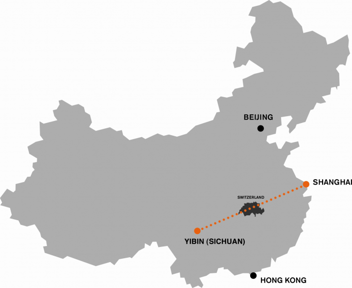 The transmission link stretches from the Xiangjiaba hydropower plant to Shanghai. The transmission link stretches from the Xiangjiaba hydropower plant to Shanghai.