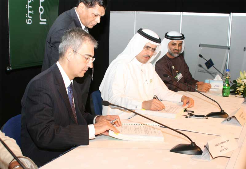 DEWA CEO Al Tayer has signed off on significant servicing contracts. DEWA CEO Al Tayer has signed off on significant servicing contracts.