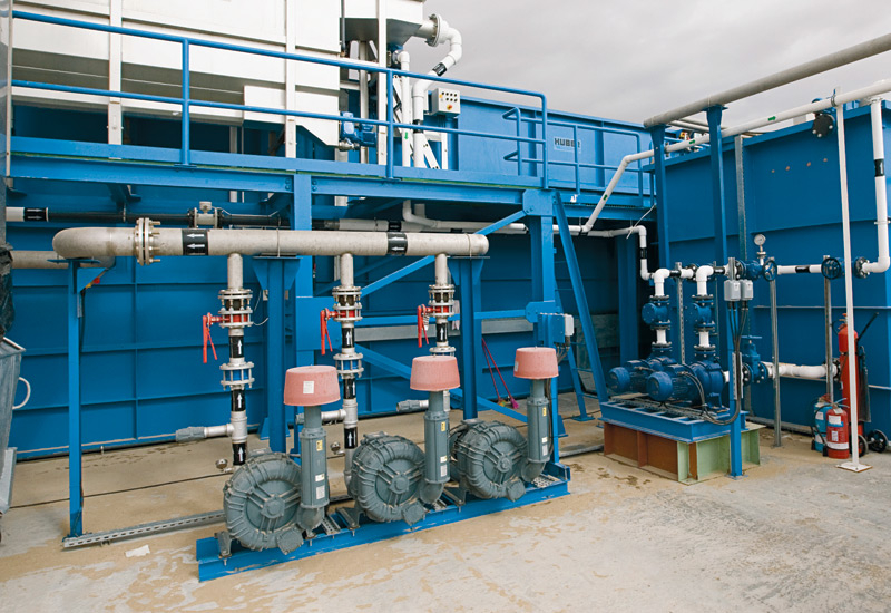 Faisal Dawood was project manager for Huber Technology on this waste water treatment plant for a labour camp. Faisal Dawood was project manager for Huber Technology on this waste water treatment plant for a labour camp.