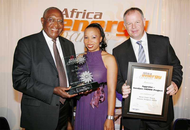 Hon Titua K Mbathi, chairman of KenGen (left) and Robin James, business development director, Aggreko Africa. Hon Titua K Mbathi, chairman of KenGen (left) and Robin James, business development director, Aggreko Africa.