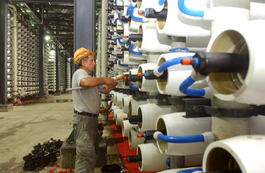 Water infrastructure, Desalination, Seawater desalination, Public-private participation Water infrastructure, Desalination, Seawater desalination, Public-private participation