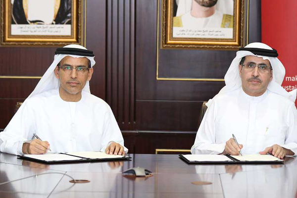 Saeed Mohammed Al Tayer (Right), chairman of Etihad Esco, and Abdulrahman Al Saleh, chairman of Drydocks World Saeed Mohammed Al Tayer (Right), chairman of Etihad Esco, and Abdulrahman Al Saleh, chairman of Drydocks World