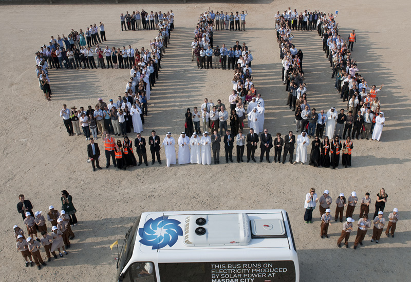 The Masdar community raises awareness of the danger of high carbon dioxide concentrations. The Masdar community raises awareness of the danger of high carbon dioxide concentrations.