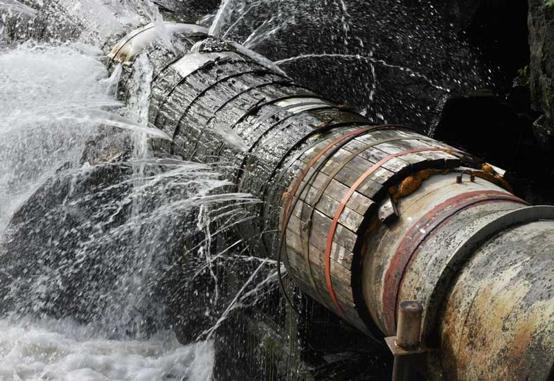 Abu Dhabi Distribution Co. takes care of water and electricity distribution networks. Abu Dhabi Distribution Co. takes care of water and electricity distribution networks.