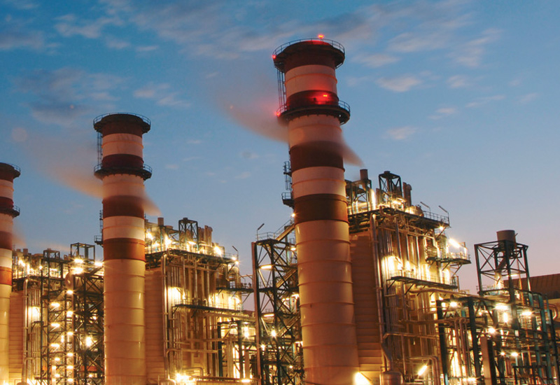 Siemens supplied four gas turbines and two steam turbines to the combined cycle power plant in Shuweihat, Abu Dhabi. Siemens supplied four gas turbines and two steam turbines to the combined cycle power plant in Shuweihat, Abu Dhabi.